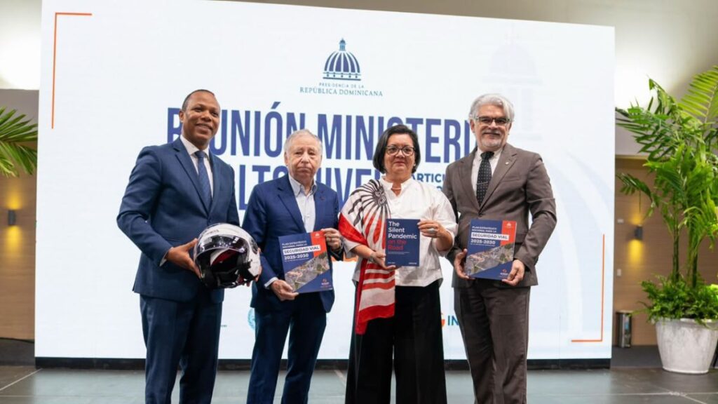 República Dominicana reúne por primera vez a autoridades nacionales y organismos internacionales para fortalecer la seguridad vial, en encuentro liderado por el INTRANT